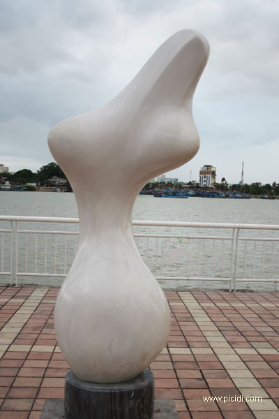 Dieu Khac Da non nuoc Da Nang - SCULPTURE