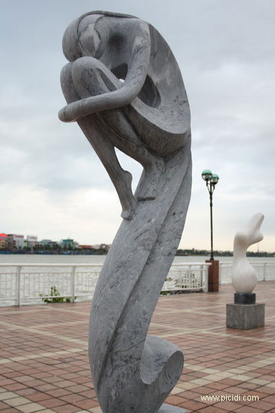 Dieu Khac Da non nuoc Da Nang - SCULPTURE