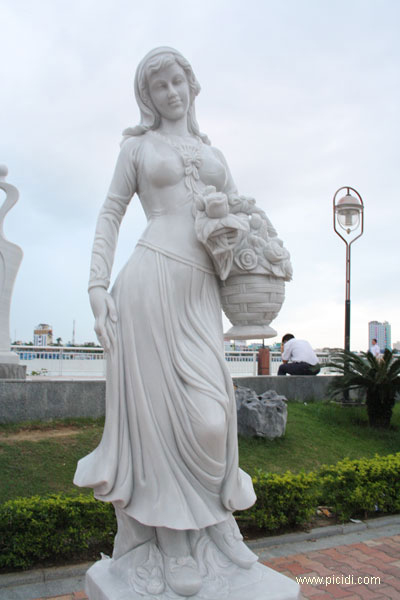 Dieu Khac Da non nuoc Da Nang - SCULPTURE