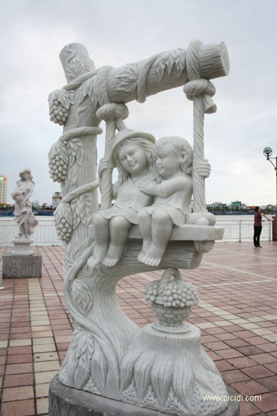 Dieu Khac Da non nuoc Da Nang - SCULPTURE